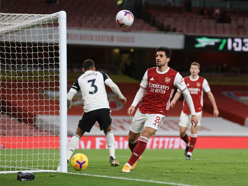 一個相對低 一個相對低