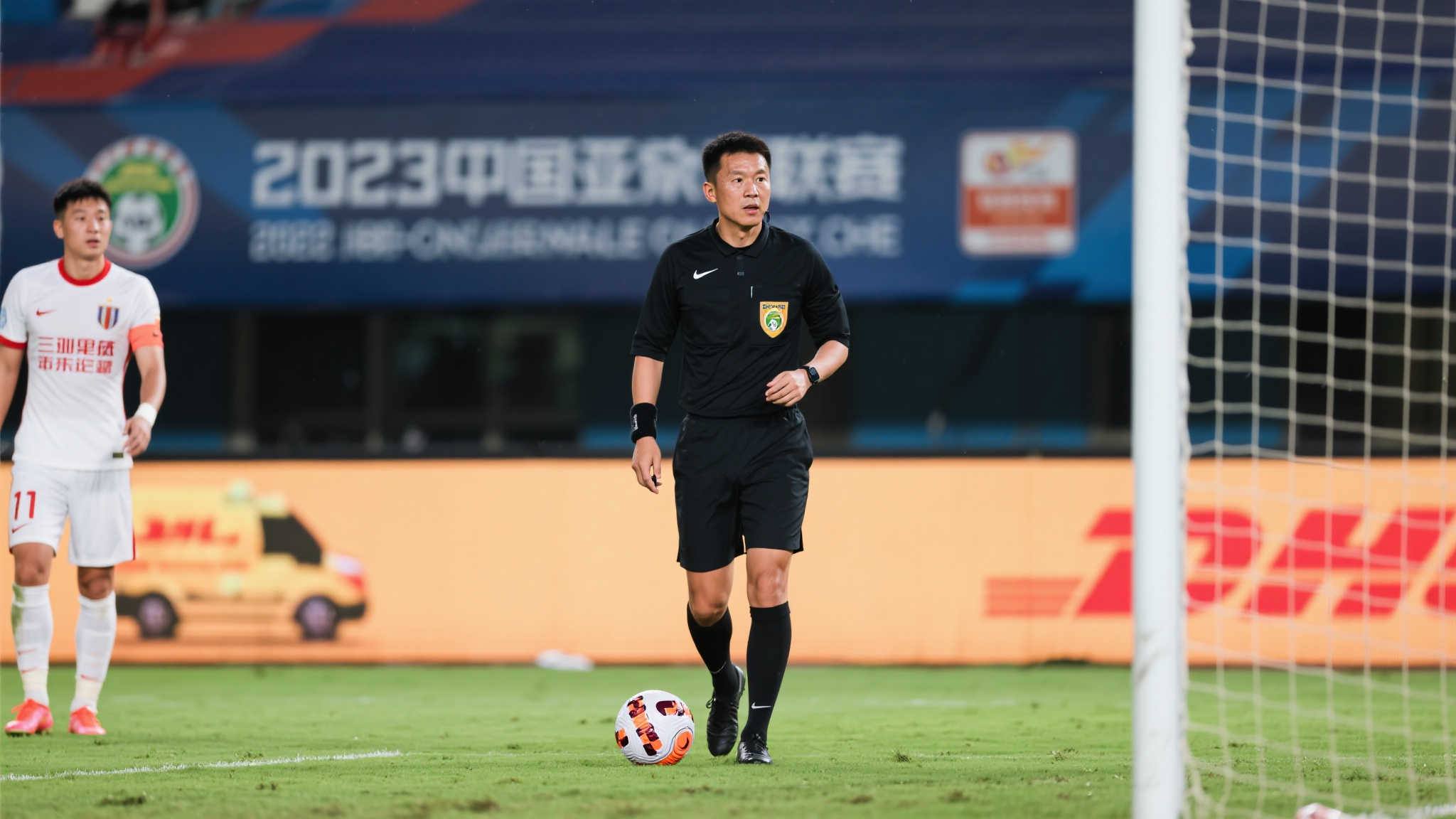 端採用了針 端採用了針